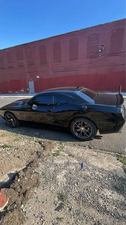 2015 Dodge Challenger SRT8 & 392 3rd Gen - Image 5 of 6