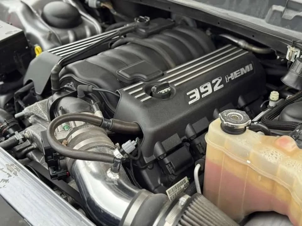 2015 Dodge Challenger SRT8 & 392 3rd Gen - Image 8 of 19