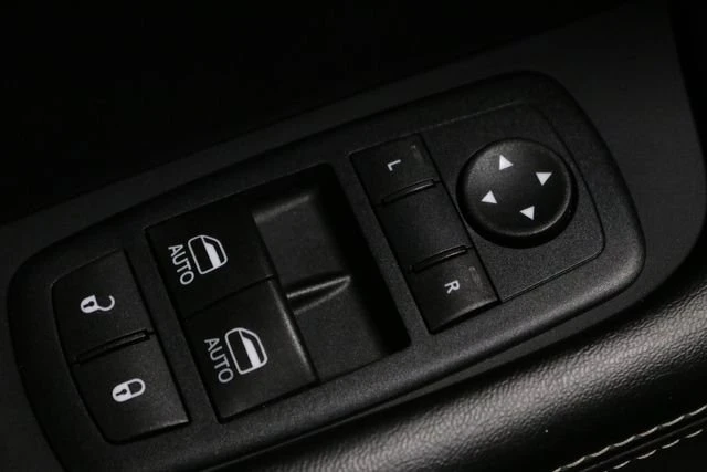 2015 Dodge Challenger SRT Hellcat 3rd Gen - Image 18 of 20