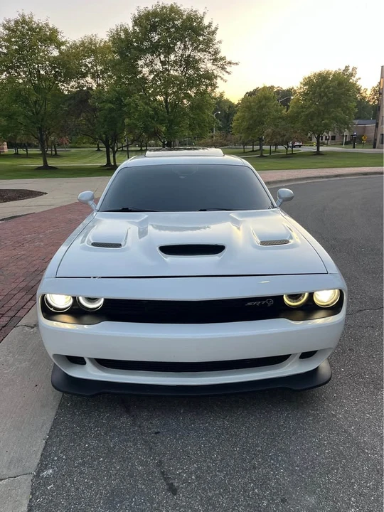 2015 Dodge Challenger SRT Hellcat 3rd Gen - Image 2 of 12