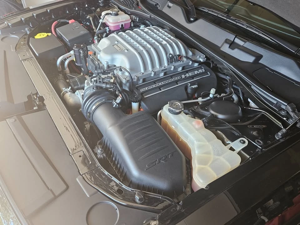 2015 Dodge Challenger SRT Hellcat 3rd Gen - Image 19 of 20