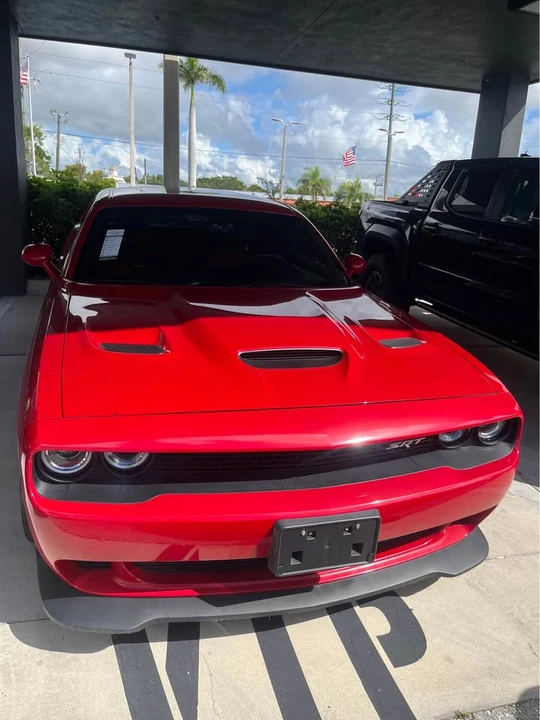 2015 Dodge Challenger SRT Hellcat 3rd Gen - Image 7 of 10