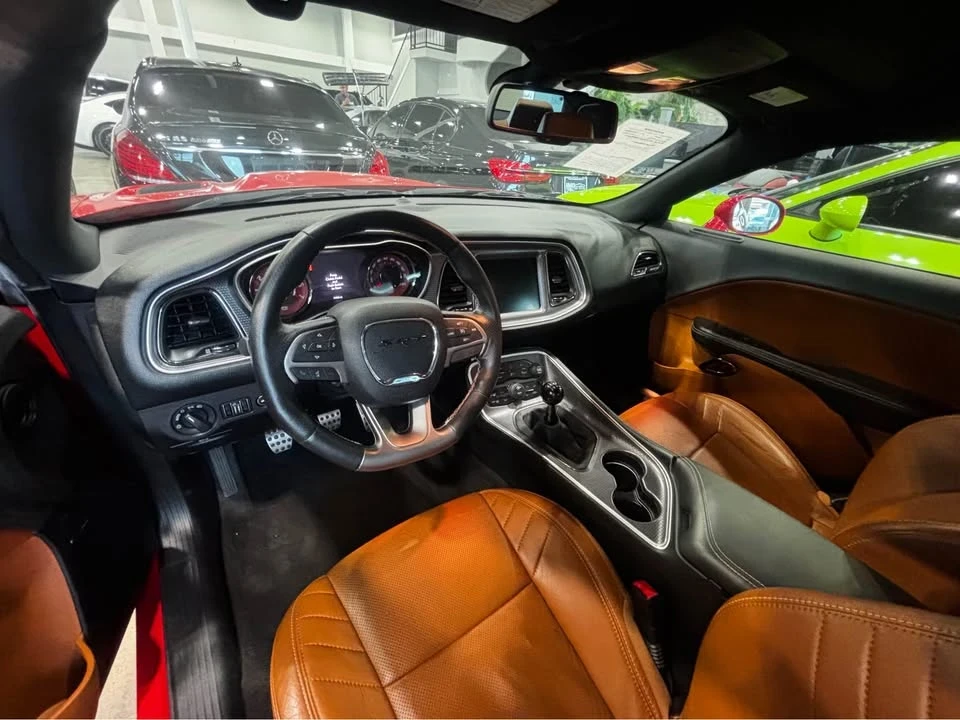 2015 Dodge Challenger SRT Hellcat 3rd Gen - Image 5 of 6