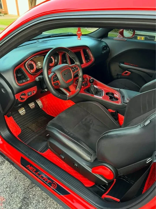 2015 Dodge Challenger SRT Hellcat 3rd Gen - Image 9 of 20