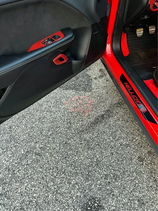 2015 Dodge Challenger SRT Hellcat 3rd Gen - Image 8 of 20
