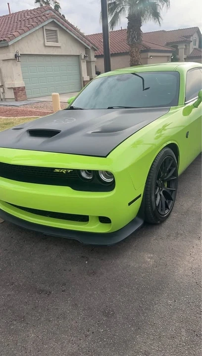 2015 Dodge Challenger SRT Hellcat 3rd Gen - Image 3 of 12