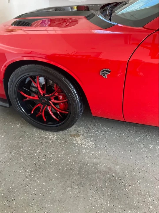 2015 Dodge Challenger SRT Hellcat 3rd Gen - Image 5 of 12