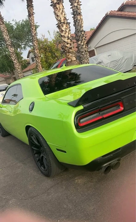 2015 Dodge Challenger SRT Hellcat 3rd Gen - Image 5 of 12