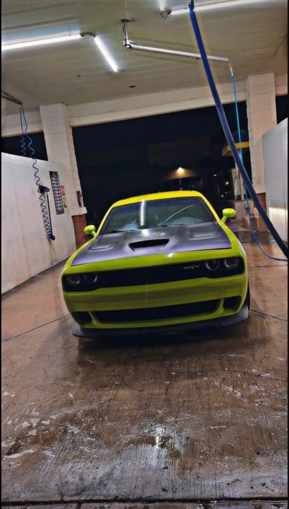 2015 Dodge Challenger SRT Hellcat 3rd Gen - Image 11 of 12