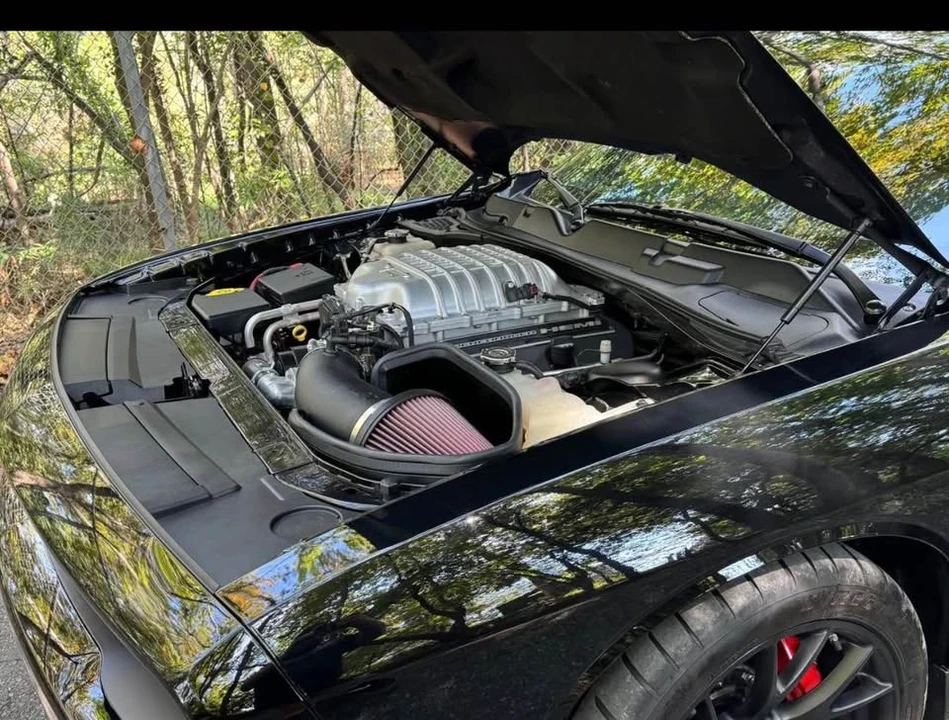 2015 Dodge Challenger SRT Hellcat 3rd Gen - Image 8 of 8