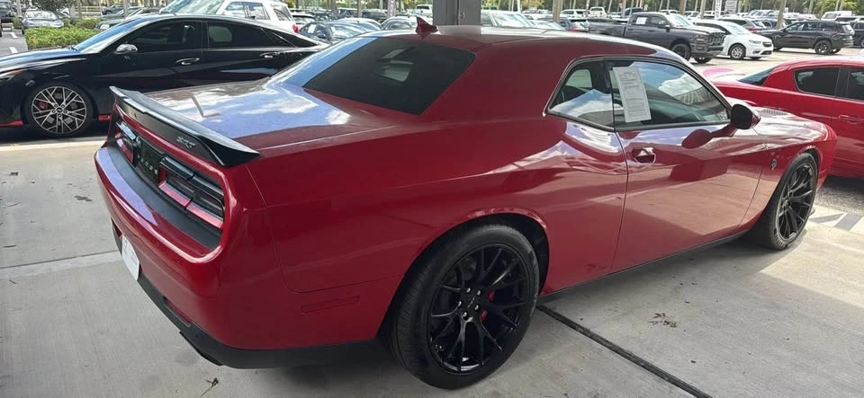 2015 Dodge Challenger SRT Hellcat 3rd Gen - Image 3 of 10