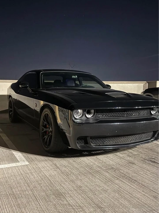 2015 Dodge Challenger SRT Hellcat 3rd Gen - Image 4 of 5