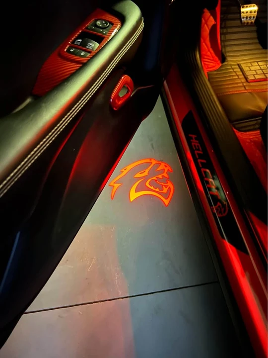 2015 Dodge Challenger SRT Hellcat 3rd Gen - Image 15 of 16