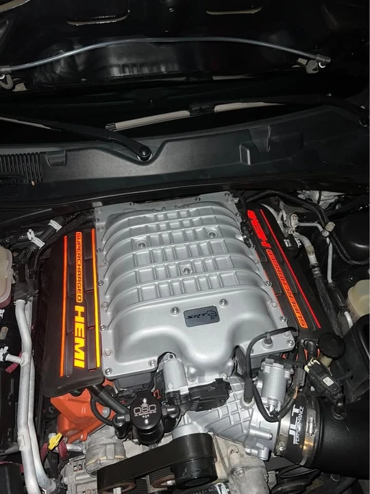 2015 Dodge Challenger SRT Hellcat 3rd Gen - Image 5 of 8