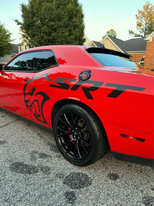 2015 Dodge Challenger SRT Hellcat 3rd Gen - Image 6 of 16
