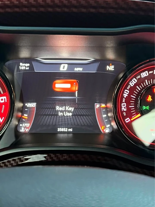 2015 Dodge Challenger SRT Hellcat 3rd Gen - Image 13 of 16