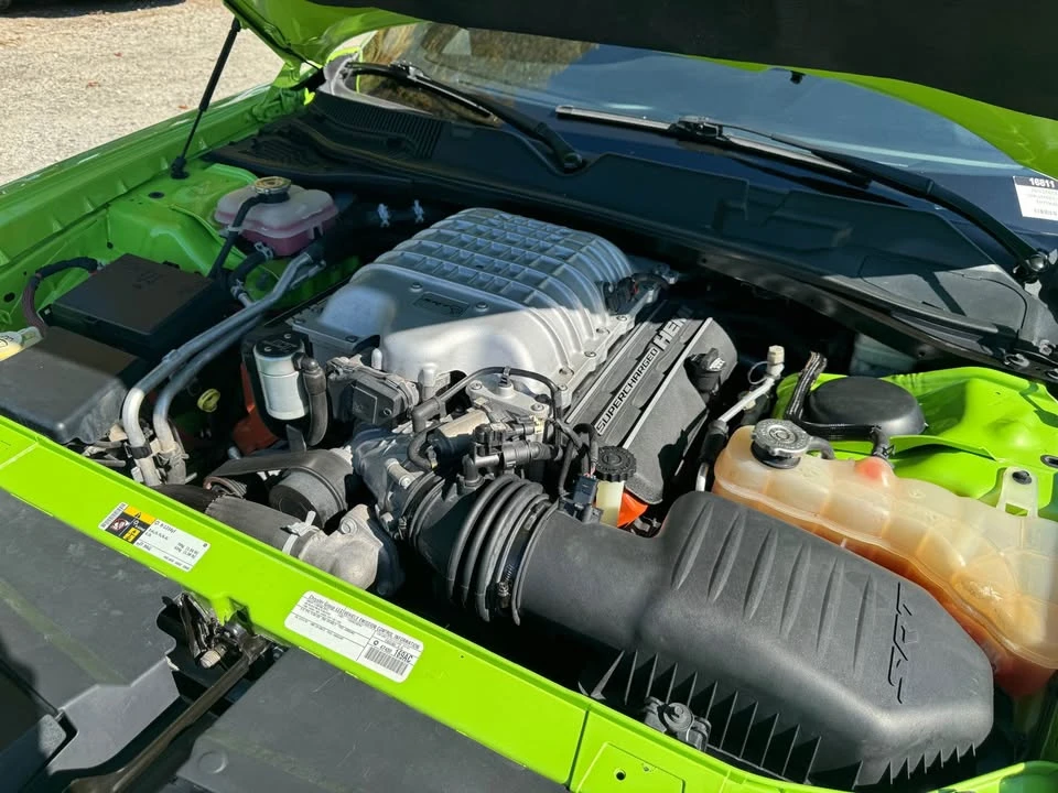 2015 Dodge Challenger SRT Hellcat 3rd Gen - Image 12 of 17