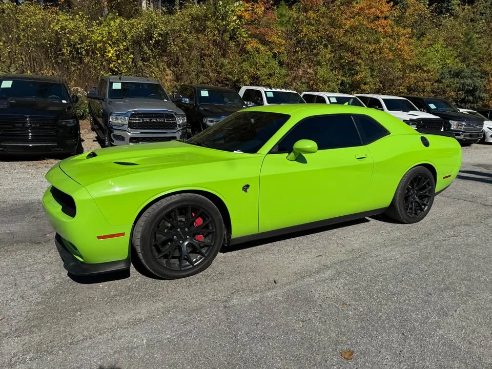 2015 Dodge Challenger SRT Hellcat 3rd Gen - Image 2 of 17
