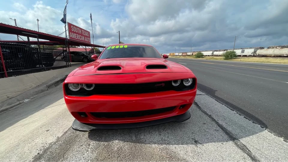 2015 Dodge Challenger SRT Hellcat 3rd Gen - Image 2 of 9