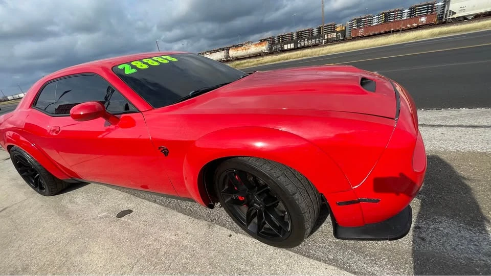 2015 Dodge Challenger SRT Hellcat 3rd Gen - Image 6 of 9