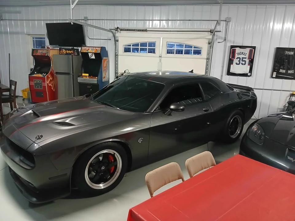 2015 Dodge Challenger SRT Hellcat 3rd Gen - Image 3 of 12