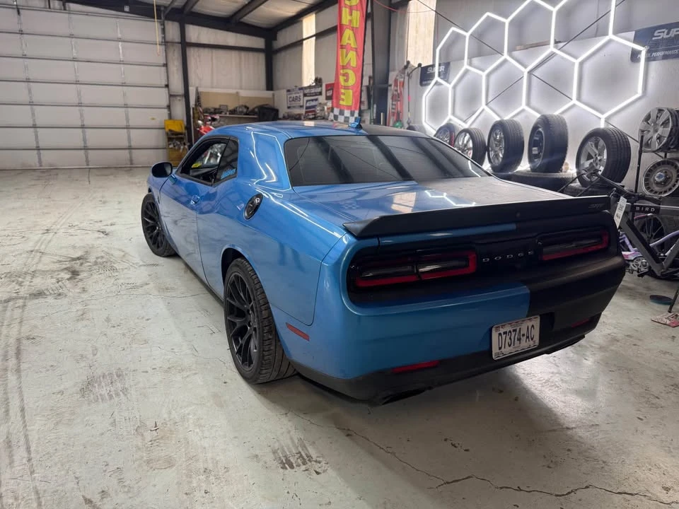 2015 Dodge Challenger SRT Hellcat 3rd Gen - Image 5 of 16