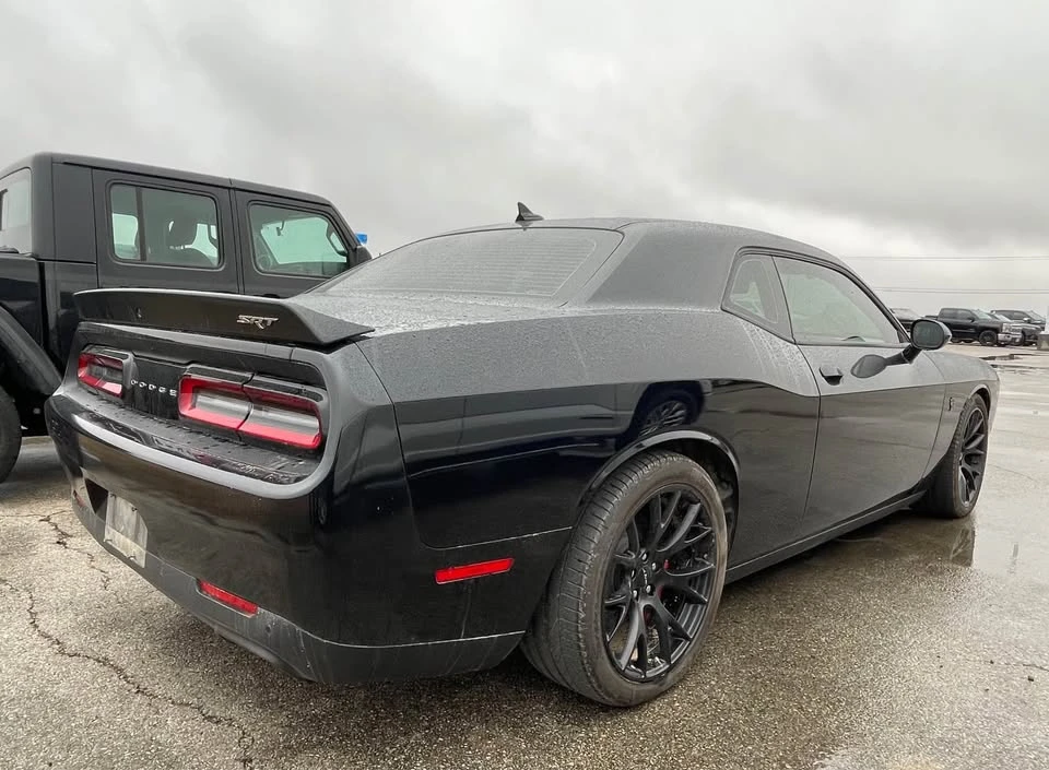 2015 Dodge Challenger SRT Hellcat 3rd Gen - Image 3 of 8