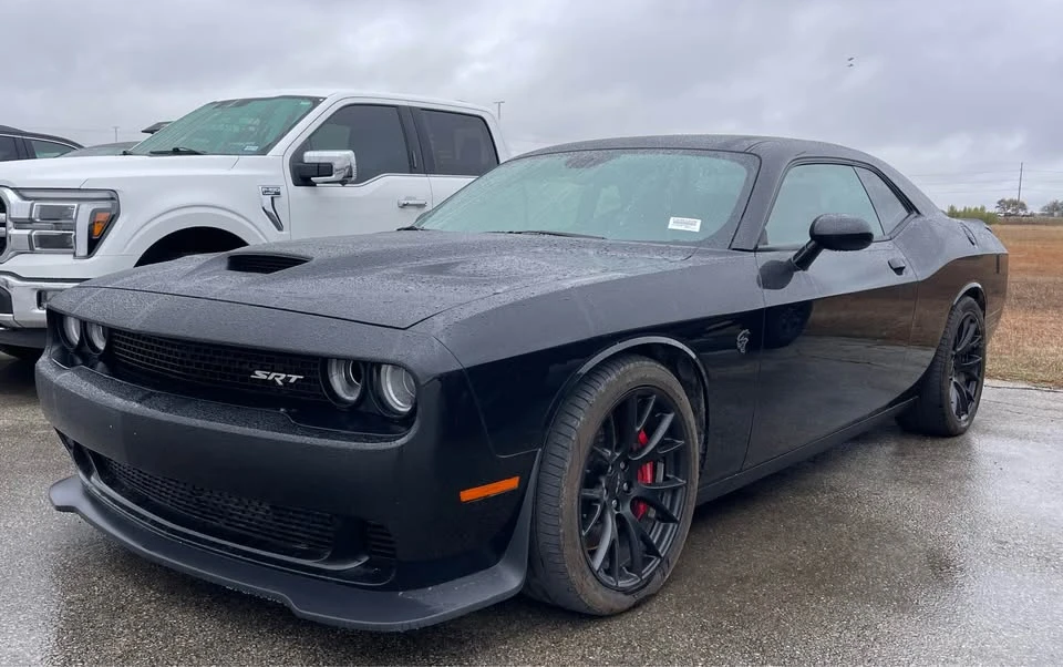2015 Dodge Challenger SRT Hellcat 3rd Gen - Image 2 of 8
