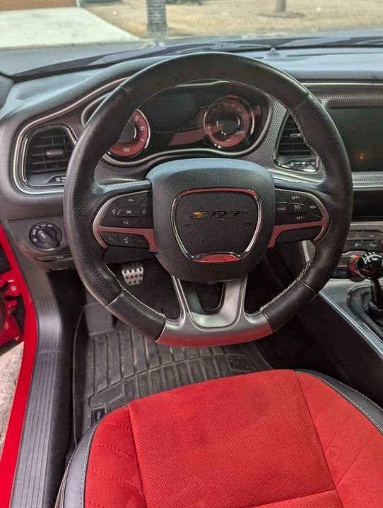 2015 Dodge Challenger SRT Hellcat 3rd Gen - Image 16 of 20
