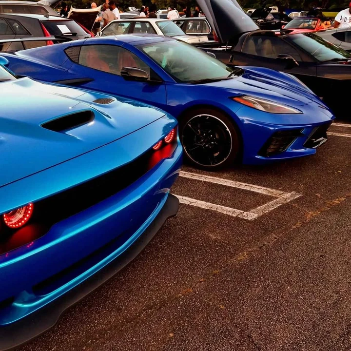 2015 Dodge Challenger SRT Hellcat 3rd Gen - Image 7 of 11