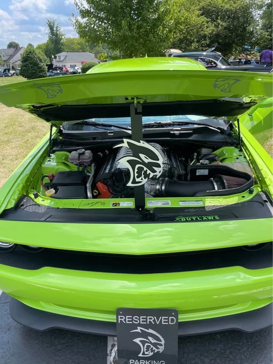 2015 Dodge Challenger SRT Hellcat 3rd Gen - Image 4 of 9