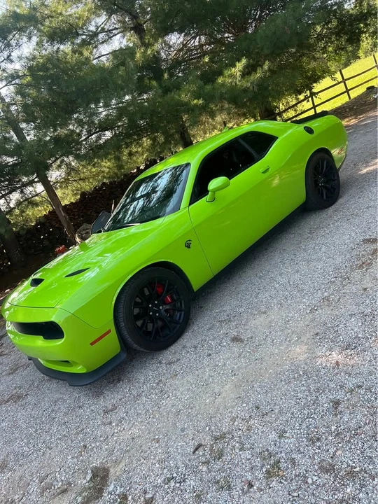 2015 Dodge Challenger SRT Hellcat 3rd Gen - Image 6 of 9