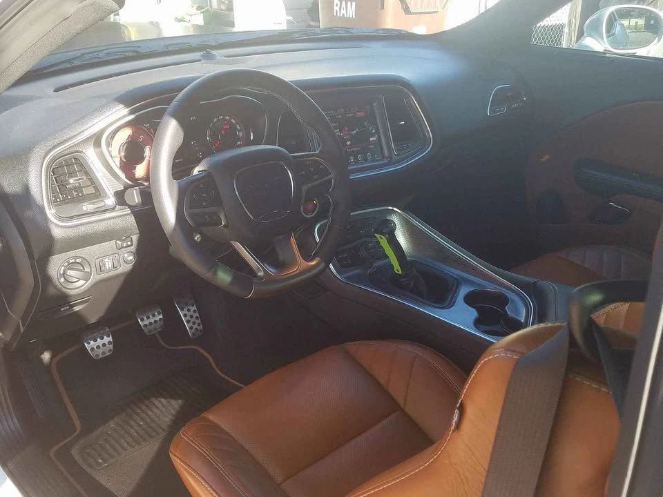 2015 Dodge Challenger SRT Hellcat 3rd Gen - Image 14 of 19
