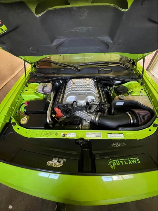 2015 Dodge Challenger SRT Hellcat 3rd Gen - Image 2 of 9