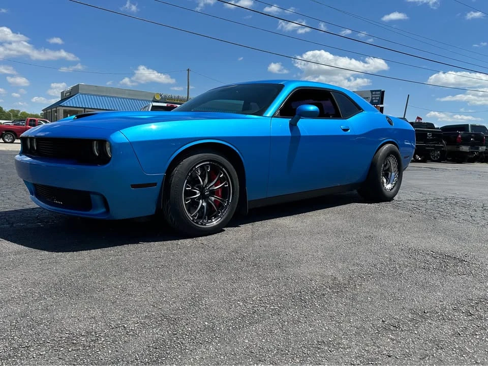 2015 Dodge Challenger SRT Hellcat 3rd Gen - Image 2 of 9
