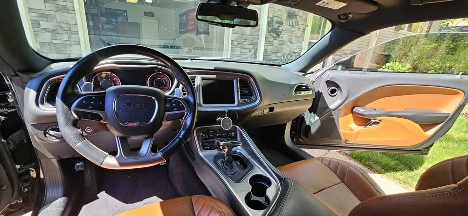 2015 Dodge Challenger SRT Hellcat 3rd Gen - Image 13 of 20