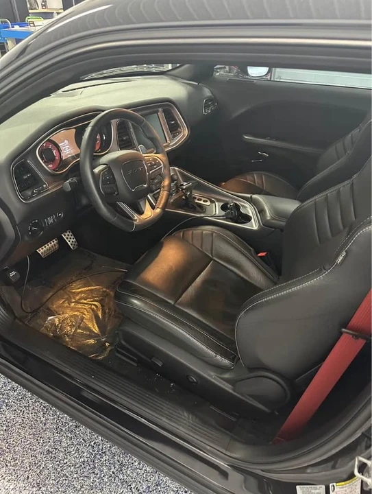 2015 Dodge Challenger SRT Hellcat 3rd Gen - Image 5 of 8