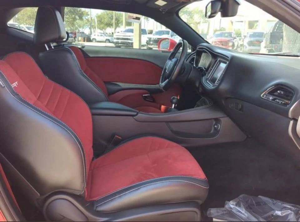 2015 Dodge Challenger SRT Hellcat 3rd Gen - Image 4 of 10