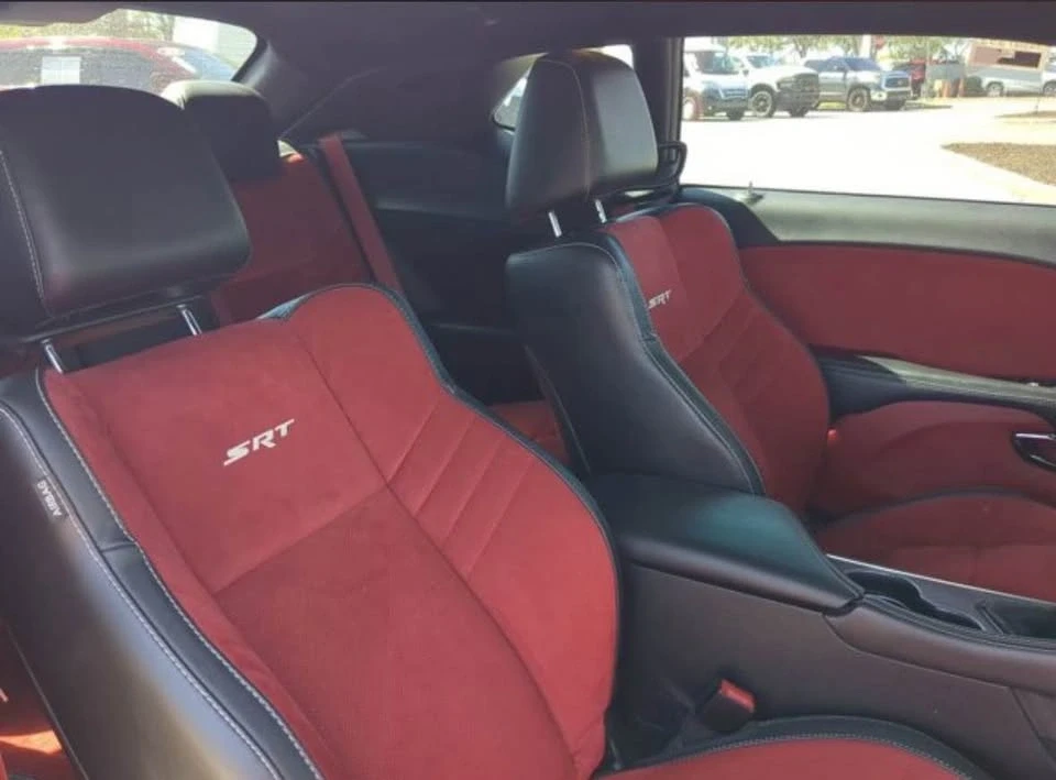 2015 Dodge Challenger SRT Hellcat 3rd Gen - Image 5 of 10