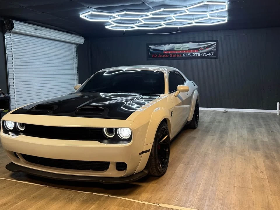 2015 Dodge Challenger SRT Hellcat 3rd Gen - Image 3 of 11