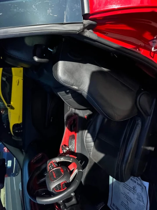 2015 Dodge Challenger SRT Hellcat 3rd Gen - Image 2 of 10