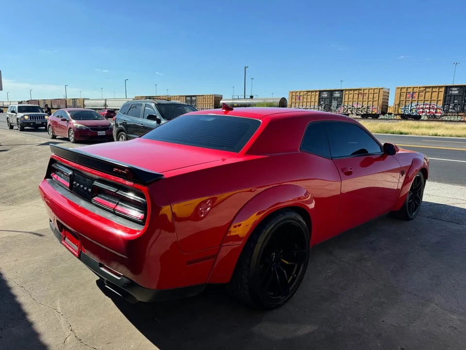 2015 Dodge Challenger SRT Hellcat 3rd Gen - Image 8 of 10