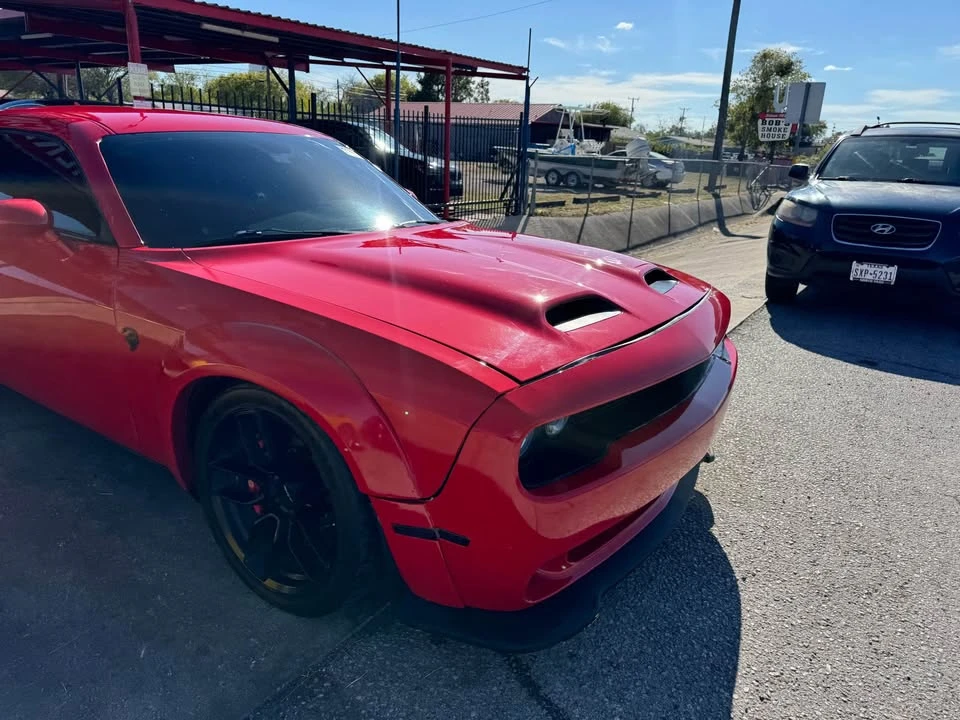 2015 Dodge Challenger SRT Hellcat 3rd Gen - Image 5 of 10