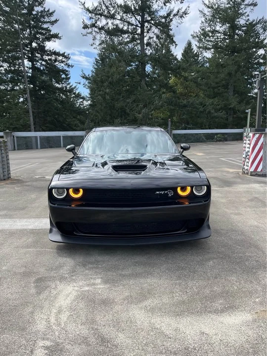 2015 Dodge Challenger SRT Hellcat 3rd Gen - Image 2 of 11