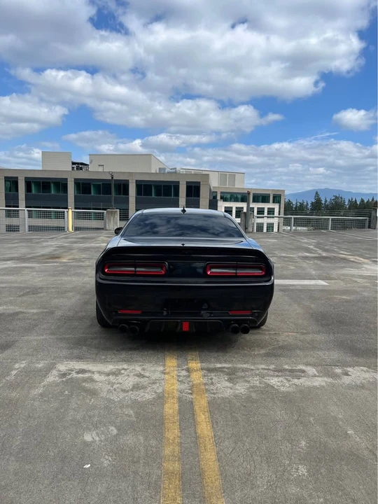 2015 Dodge Challenger SRT Hellcat 3rd Gen - Image 5 of 11