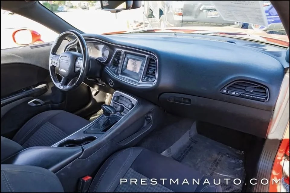 2015 Dodge Challenger 3rd Gen - Image 7 of 8