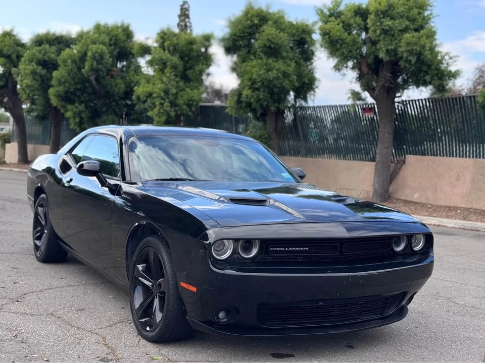2015 Dodge Challenger 3rd Gen - Image 2 of 10