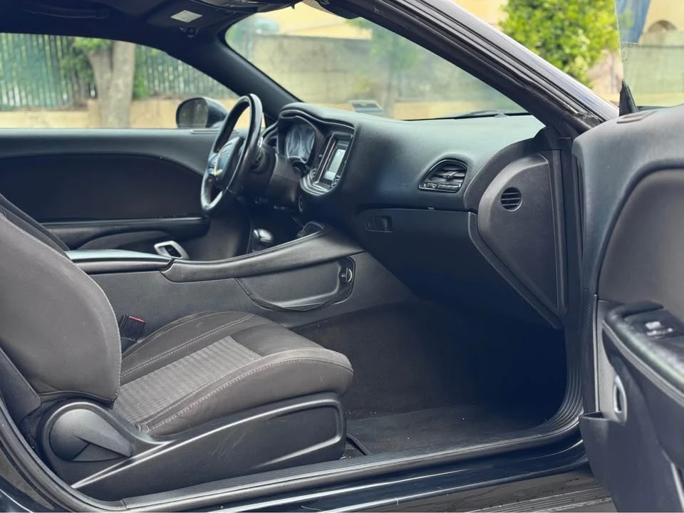 2015 Dodge Challenger 3rd Gen - Image 10 of 10