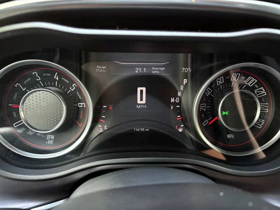 2015 Dodge Challenger 3rd Gen - Image 5 of 10