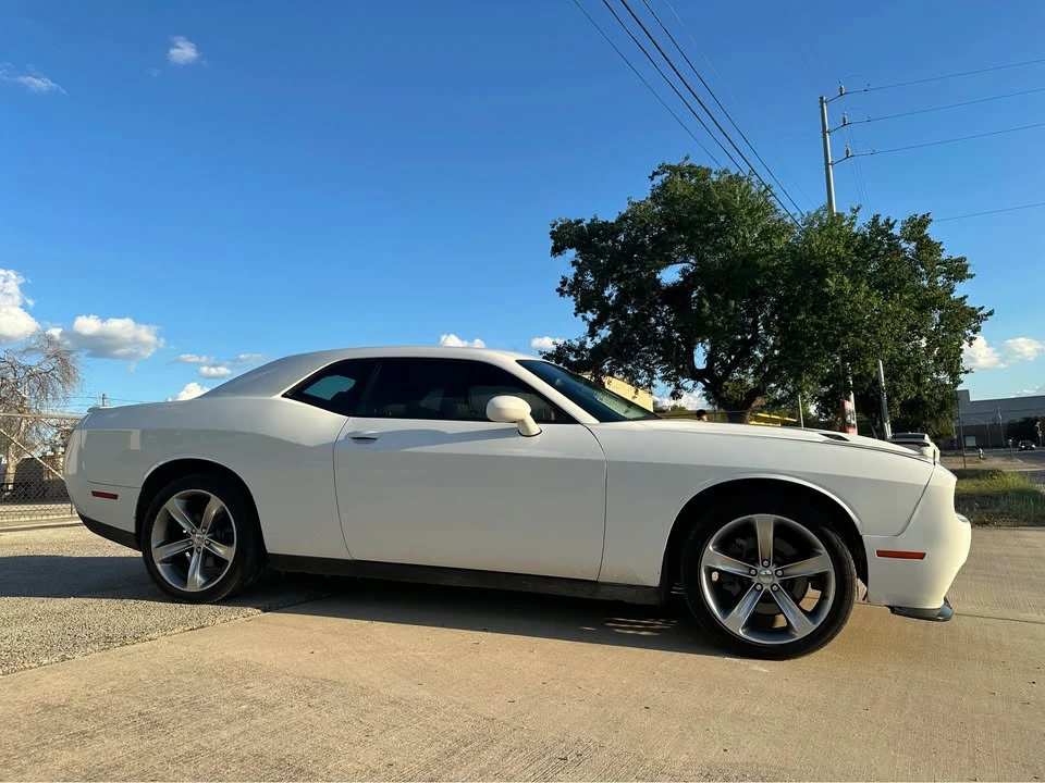 2015 Dodge Challenger 3rd Gen - Image 5 of 10